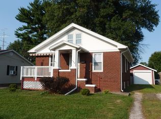 156 Highland Ave, Galesburg, IL 61401
