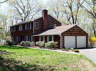 8 Coventry Ct, Croton On Hudson, NY 10520