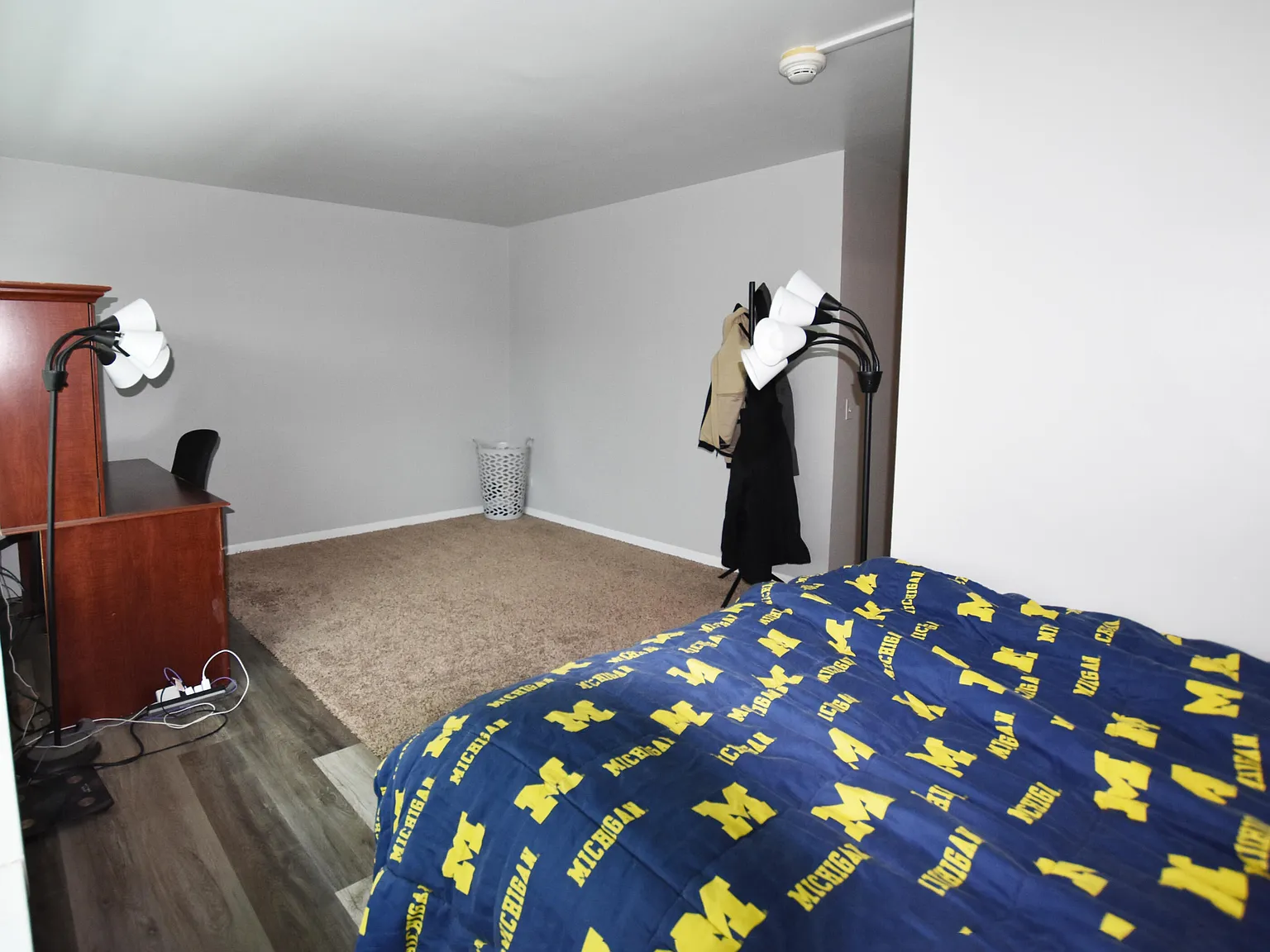 Studio, 1.0 bath, 396 sqft, $1,500 — Photo 3