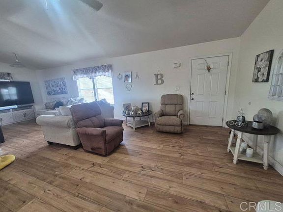 3rd image of 1285 Washington Pl #99