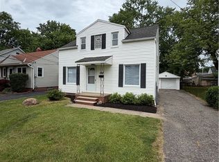 1353 Broadway Ave, Bedford, OH 44146