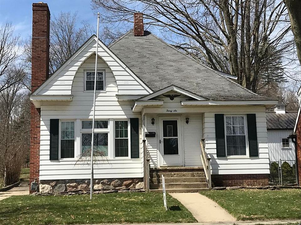 1st image of 36 Glendale Ave