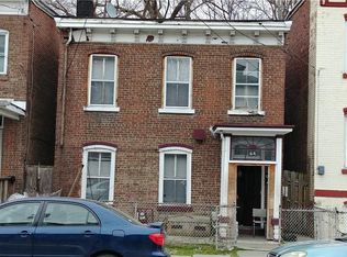 44 Carpenter Ave, Newburgh, NY