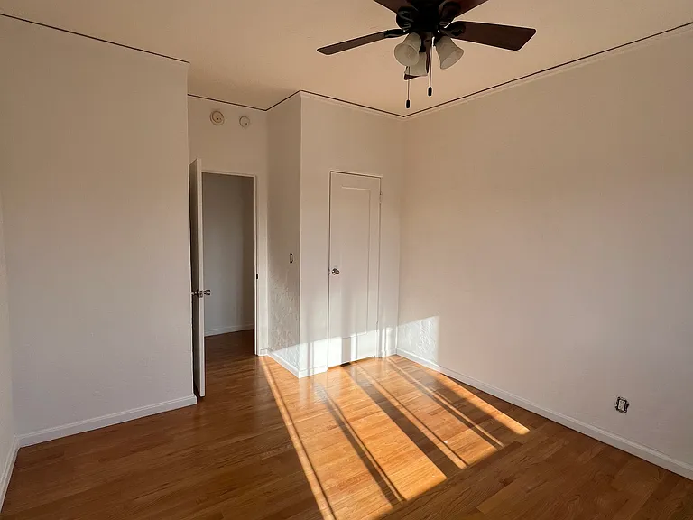 27 E Montana St #7 — Photo 4