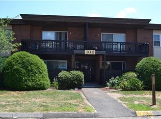 106 Balance Rock Rd APT 6, Seymour, CT 06483