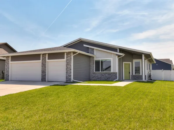 315 NW Gracewood Dr, Waukee, IA 50263