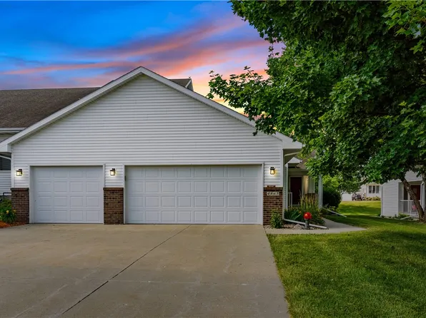 4865 Pinehurst Ct, Pleasant Hill, IA 50327