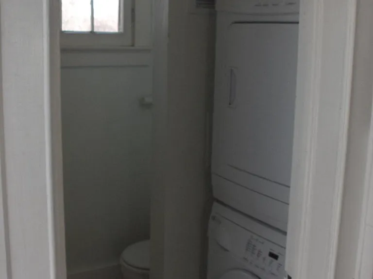 302 E Magnolia St #2 — Photo 8