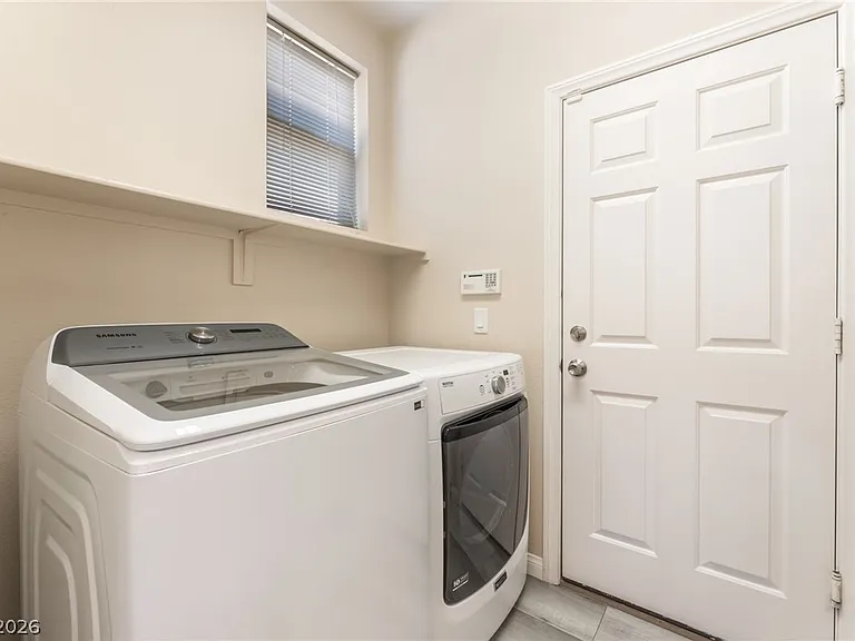 9440 Highview Rock Ct — Photo 21