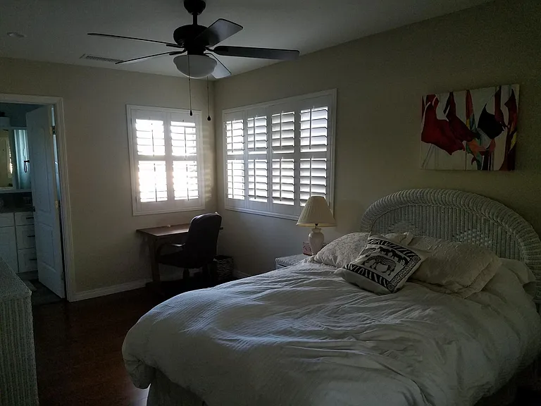 385 Panama Ave — Photo 21