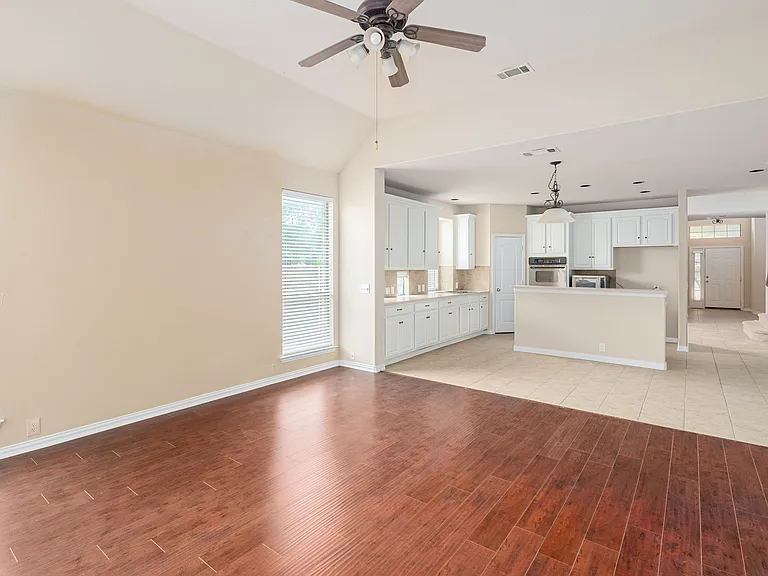 11085 Prescott Dr — Photo 22