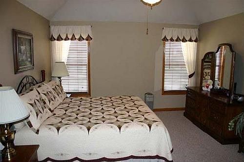 3rd image of 110 Stephanie Dr