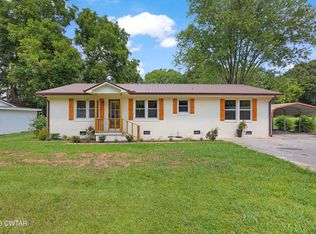 84 W Tanner St, Alamo, TN 38001