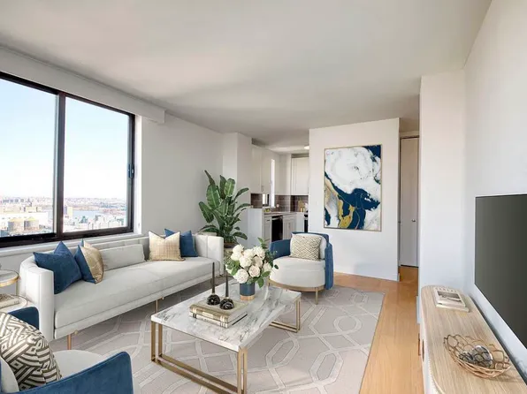 300 East 93rd Street image 1 of 10