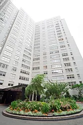 Rented by Warburg