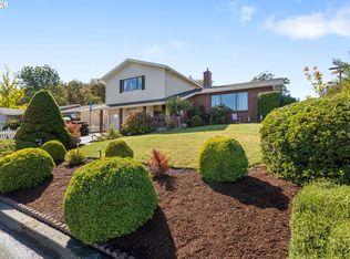 2196 NW Andrea St, Roseburg, OR 97471