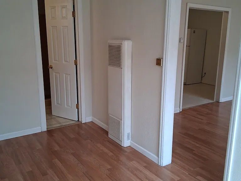 209 W Main St #202 — Photo 4