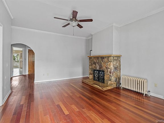 3rd image of 743 Palisade Avenue