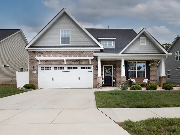 3334 Castlerock Dr, Burlington, NC 27215