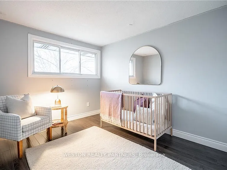 125 Limeridge Rd W #8 — Photo 5