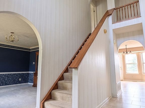 5th image of 3129 Westwind Dr