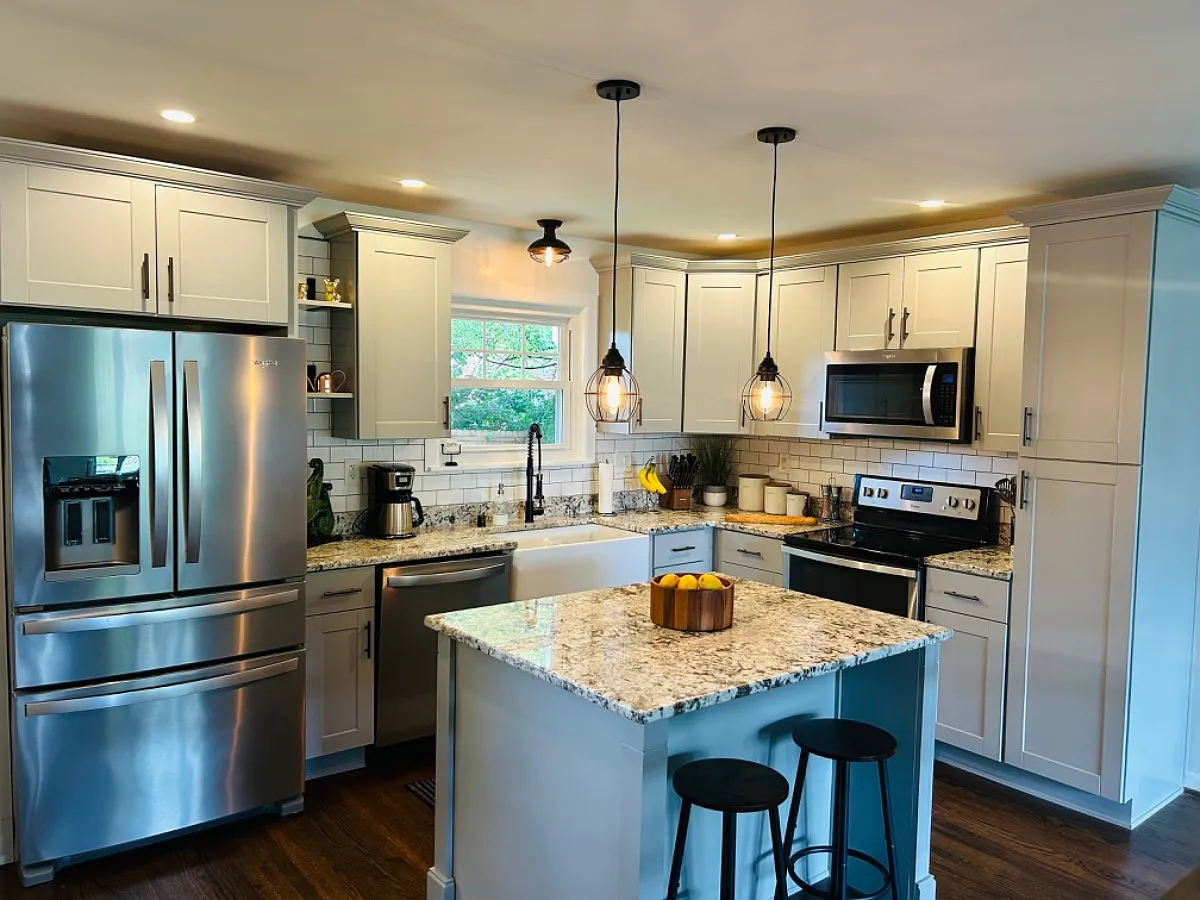 2 bed, 1645 sqft, $2,900 — Photo 3