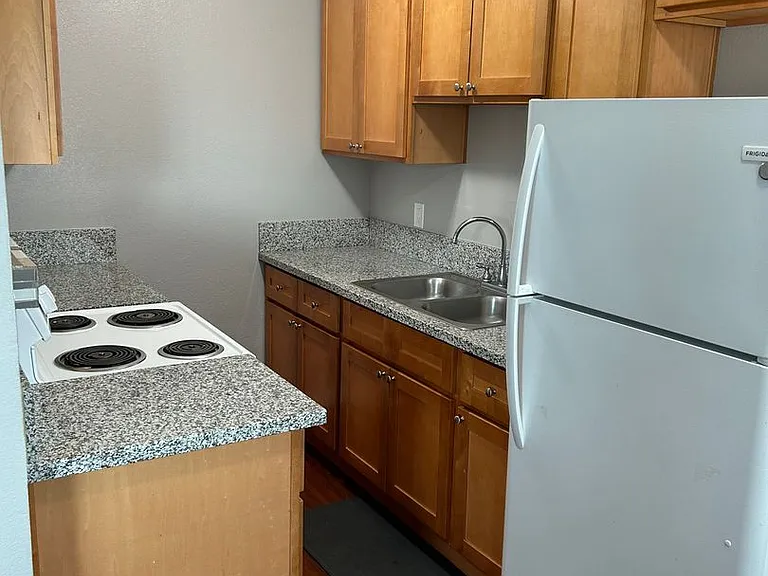 5352 Young St — Photo 3