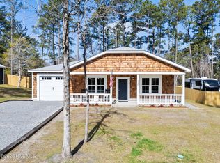 325 N Dyson Street, Holly Ridge, NC 28445