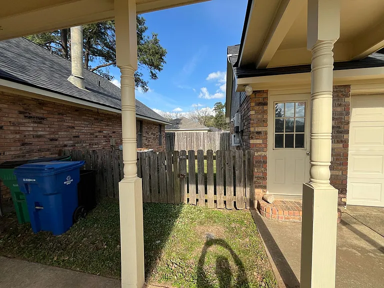 3321 Colquitt Rd — Photo 38
