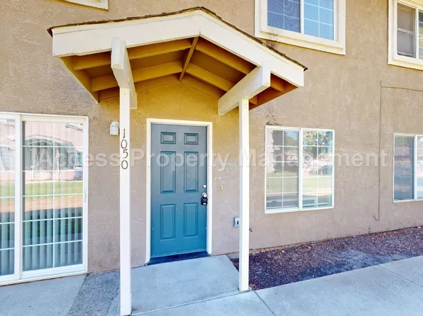 1050 N Denair Ave, Turlock, CA 95380