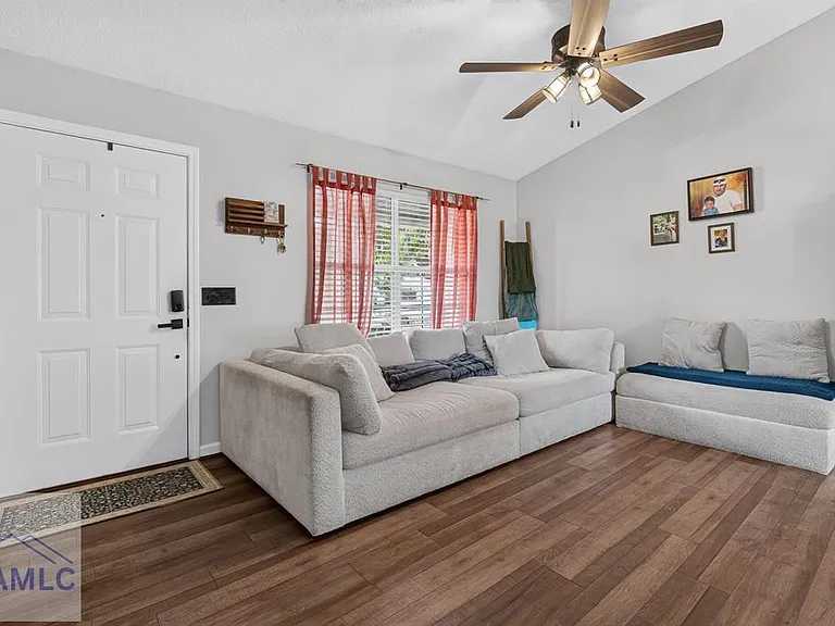 2550 Parkland Blvd — Photo 10