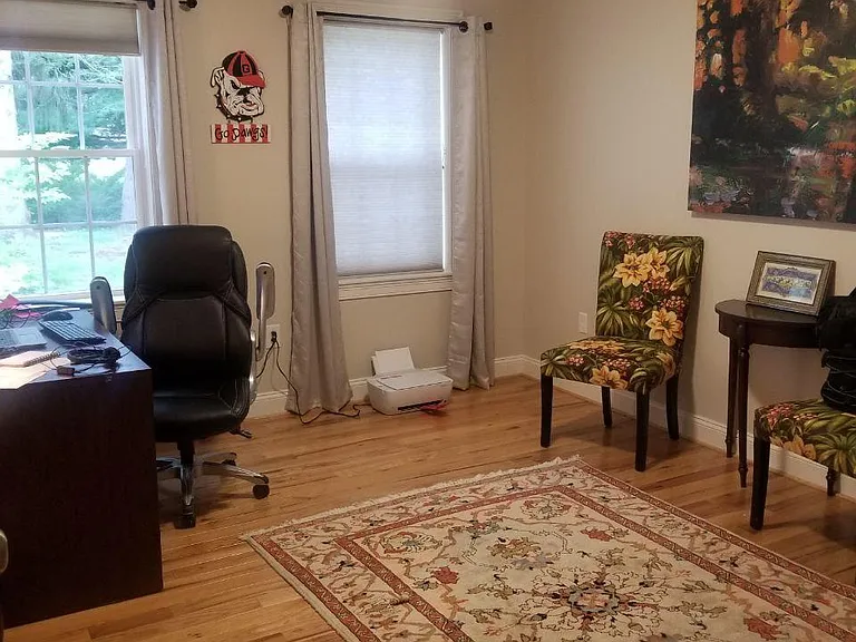 21 Pleasant St — Photo 22