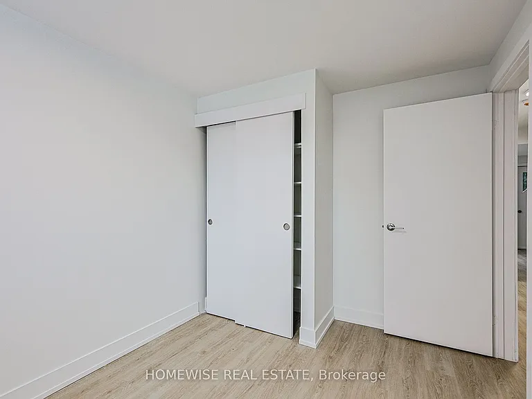 100 Liberty St N #8A — Photo 18