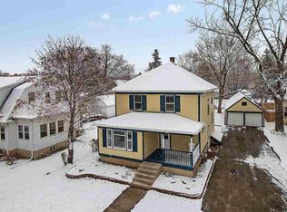 120 S Webster Ave, De Pere, WI 54115