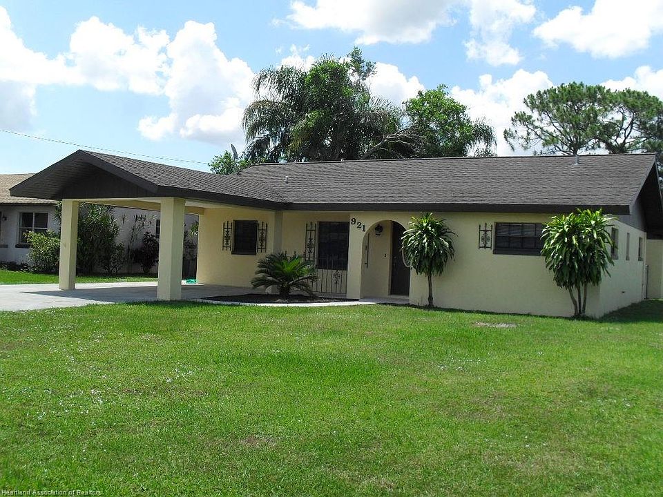 1st image of 921 Shamrock Dr