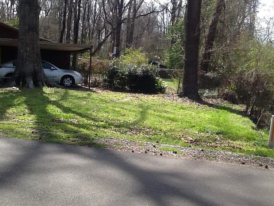 2nd image of 236 Woodland Ave