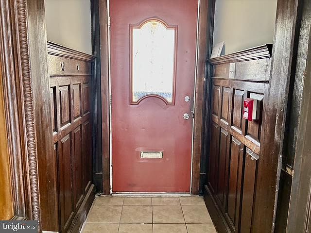 1st image of 5130 Springfield Ave #1