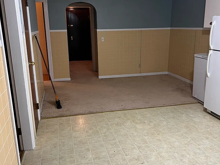 11 Bowles Ave #7 — Photo 10