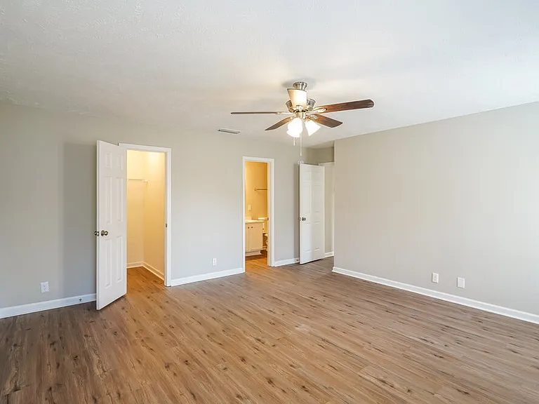 5125 Hickory Grove Dr — Photo 9