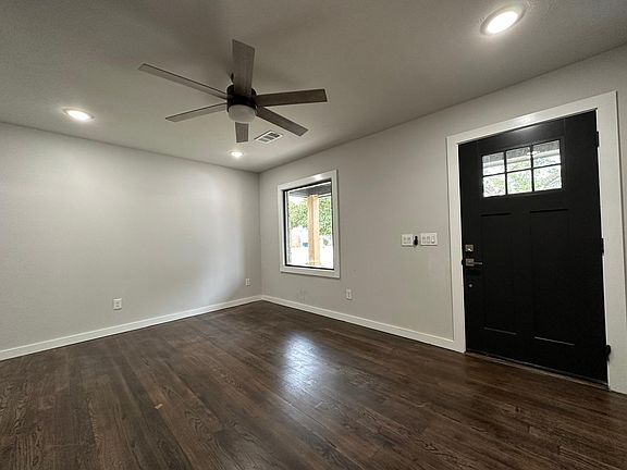 4th image of 2533 NW 38th St