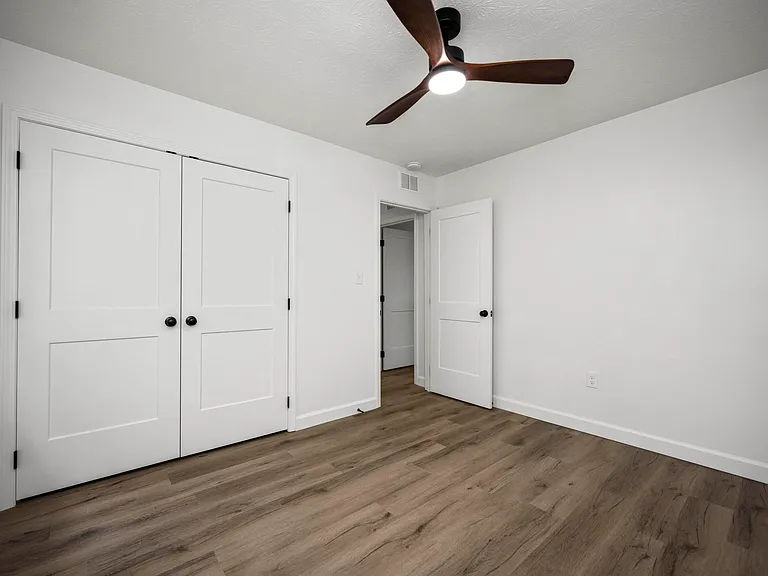 113 Locker Ct — Photo 19