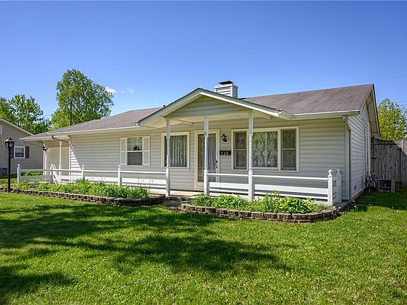 2nd image of 520 Elmhurst Pl