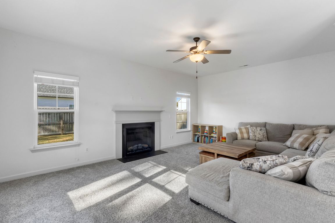 next background image