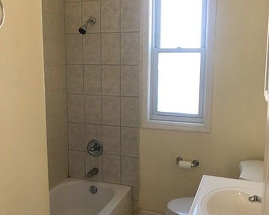 4th image of 8347 S Kingston Ave