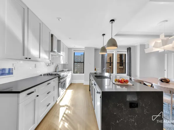 65 East 96th Street 14B image 1 of 11