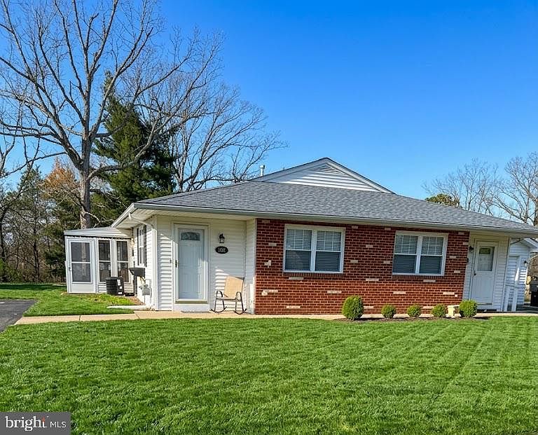 1st image of 180 Elmtowne Blvd