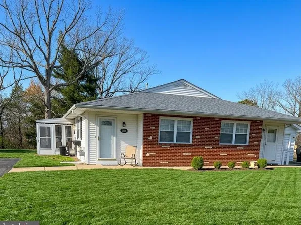 180 Elmtowne Blvd, Hammonton, NJ 08037