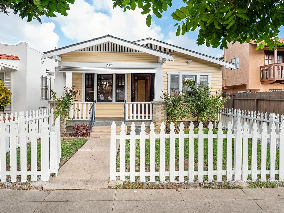 3667 Van Dyke Ave