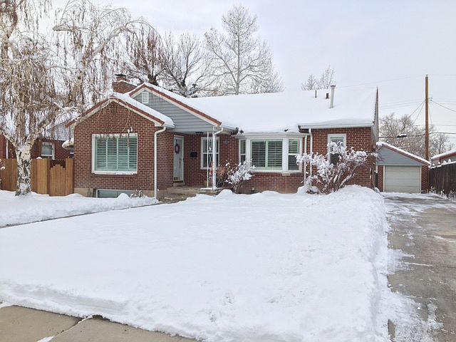 1st image of 2726 S Grandview Cir