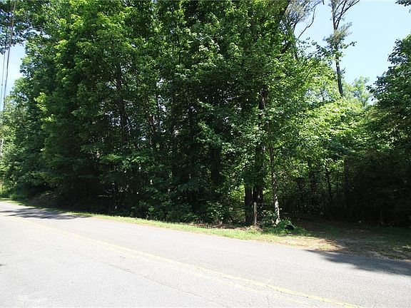 4th image of 3055 Longstreet Rd